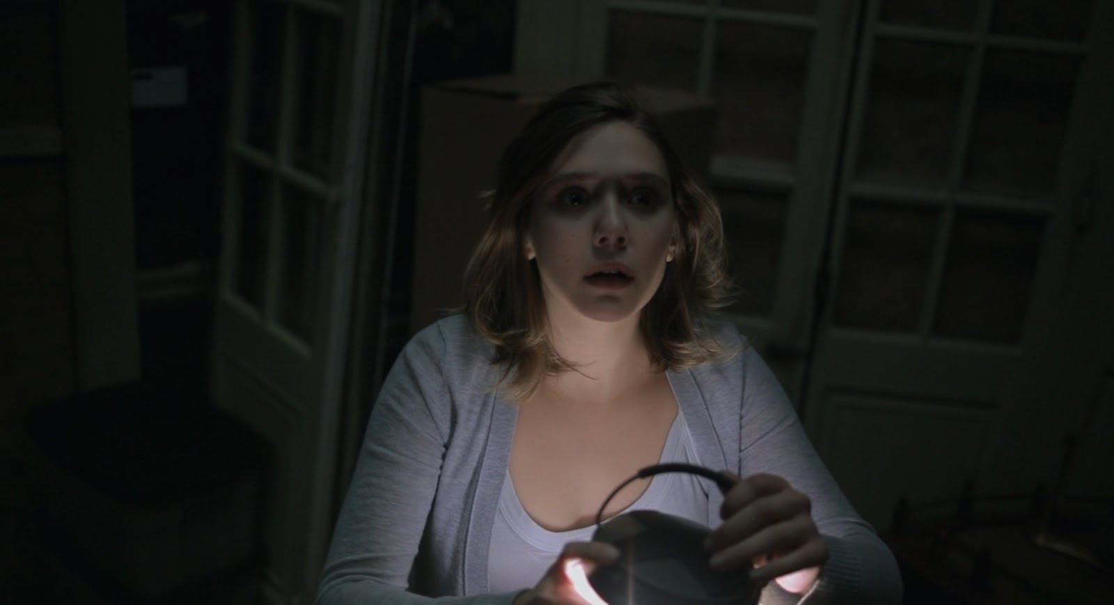 они ненавидели иисуса потому что он говорил им правду. переводчик фильм. They hated him because he told the truth. They told him. элизабет олсен ужастик.