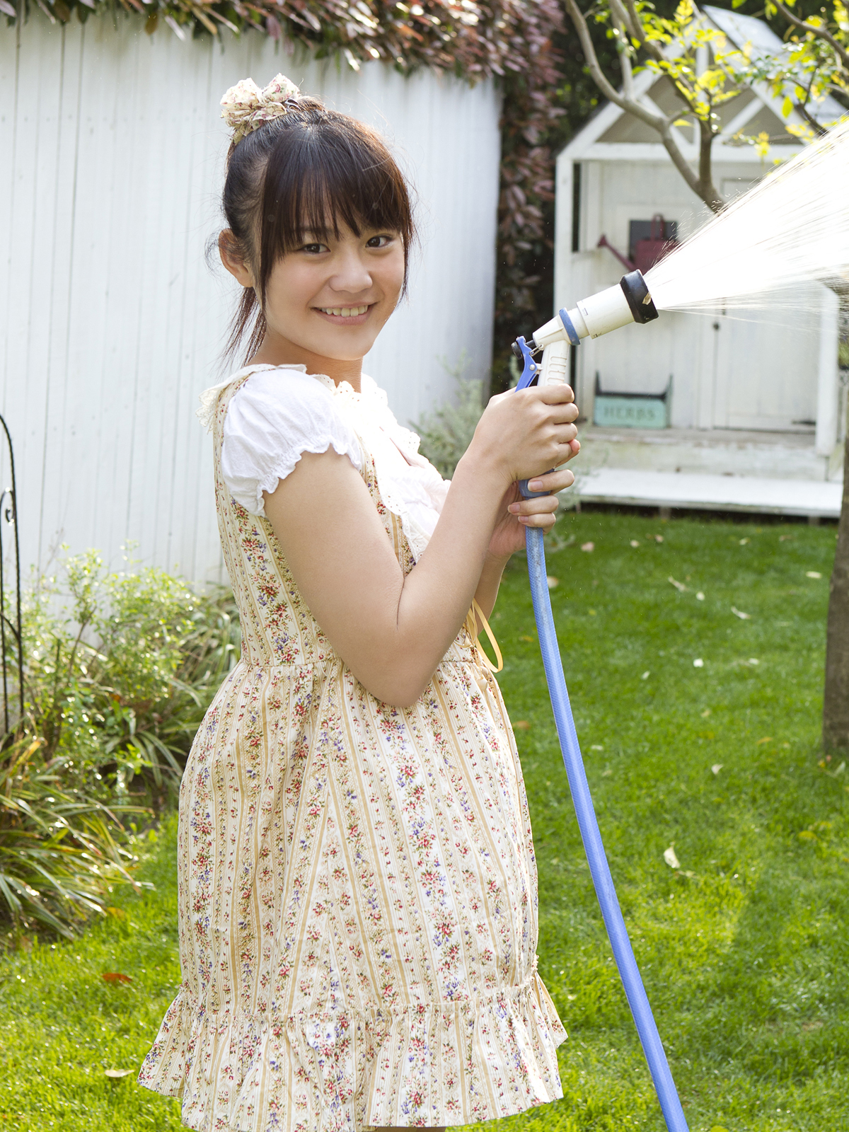 Maki Fukumi Japanese Cute Idol Sexy Robe Watering The Plant ~ Jav Photo