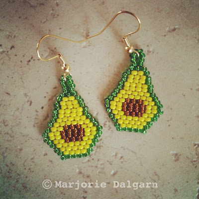 Avocado Earrings Beading Pattern | livingwiththreemoonbabies.blogspot.com