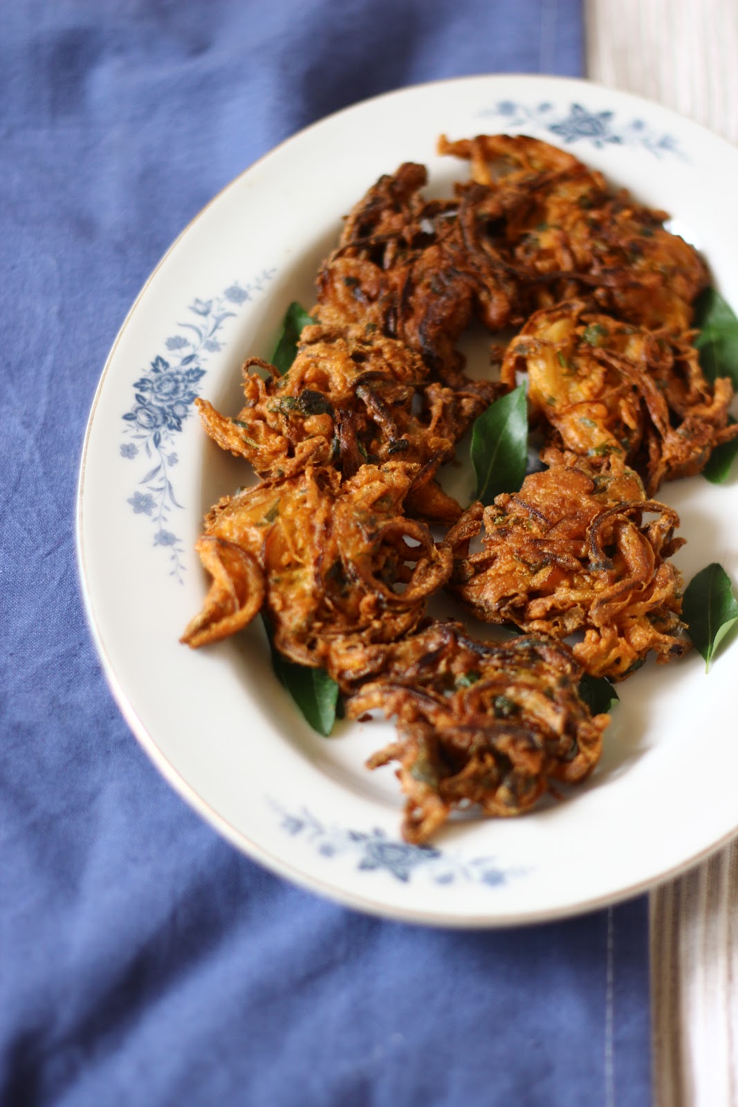 Onion Pakoras/Fritters Recipe — Dishmaps Onion Pakoras/Fritters Recipe — Dishmaps