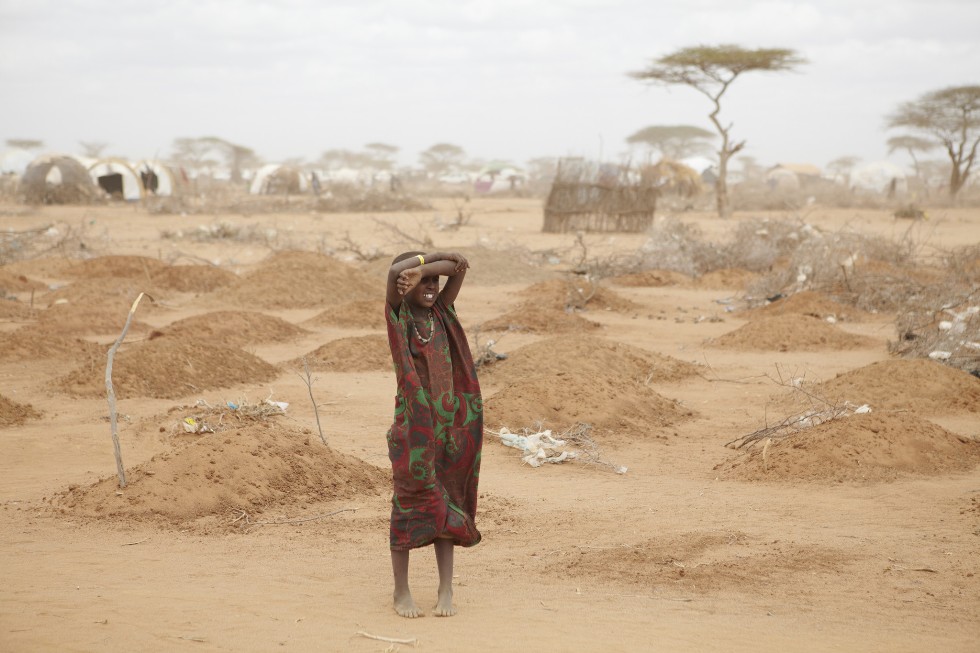 Cementerio infantil en el megacampo de refugiados somalíes de Dagahaley, Dadaab, frontera de Kenya.