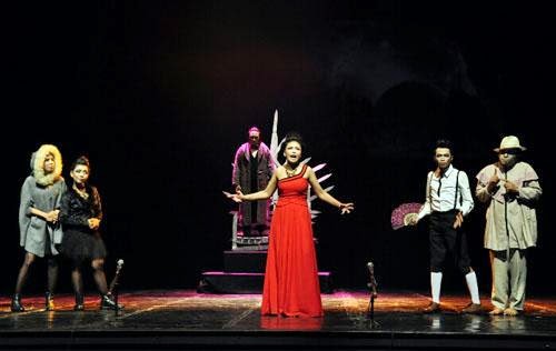 PENGARUH MODERNISASI PADA SENI PERTUNJUKAN TEATER di INDONESIA PENGARUH MODERNISASI PADA SENI PERTUNJUKAN TEATER di INDONESIA
