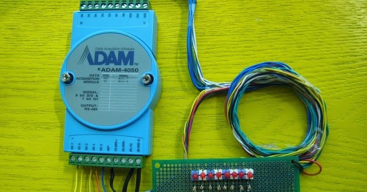Smart IA: ADAM - Web/Arduino/Adam