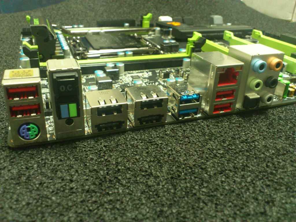 Buy Gigabyte G1 Assassin Intel X58 Motherboard, Review Gigabyte G1