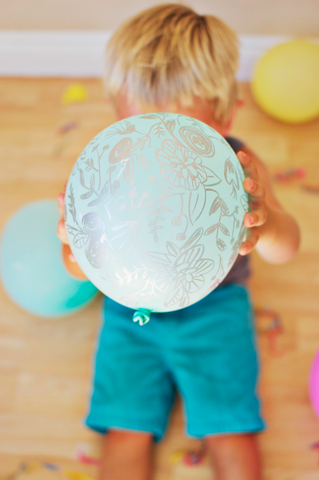 Painted Easter Egg Balloons
