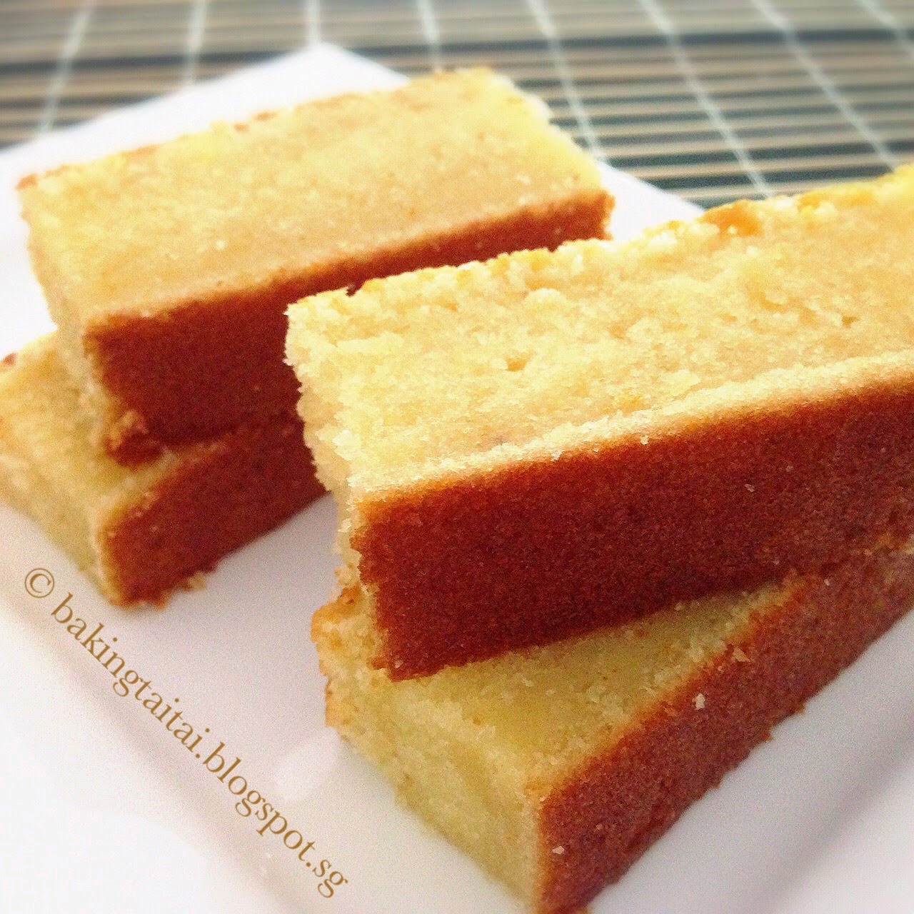 Baking Taitai 烘焙太太 Super Moist Almond Butter Cake 超湿润杏仁奶油蛋糕（中英食谱）