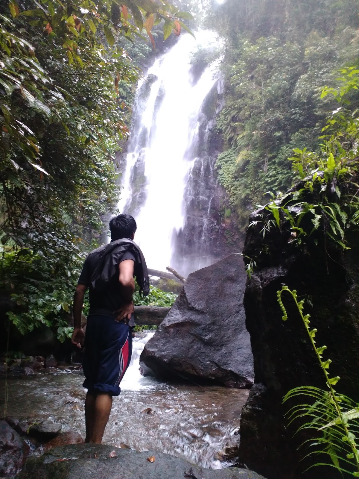AH Journey: Air Terjun Cunca Rede Flores