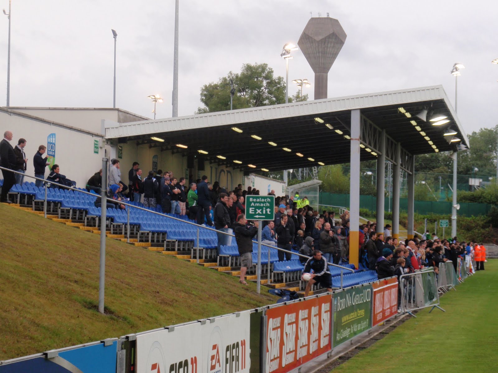 Pat's Football Travels Blog 16/07/11 UCD Dublin 4 3 Villareal CF (UCD Bowl 650 Toeschouwers)