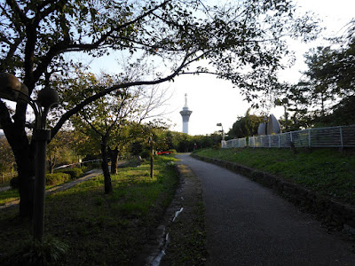 花博記念公園鶴見緑地　いのちの塔