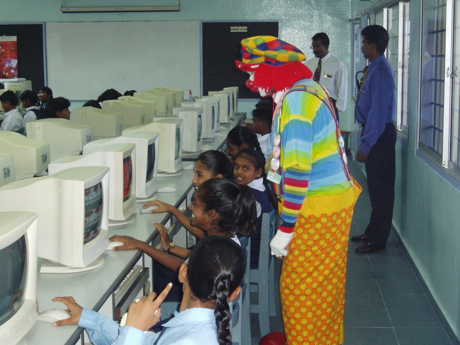 PIBG WATSON IT LAB: Sejarah dan Perkembangan Bilik Komputer SJK(T ...