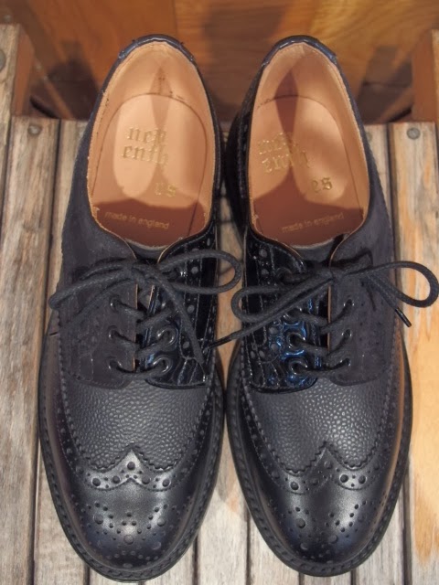 nepenthes trickers multi tone brogue 