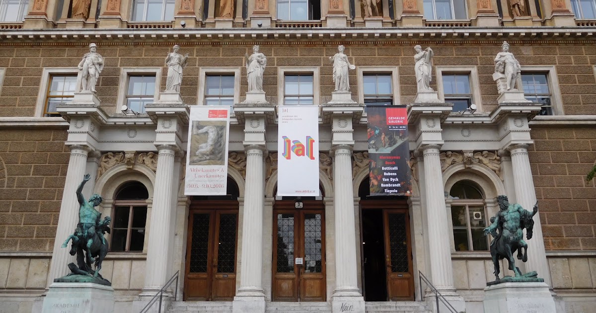 Vreni's Vienna Daily Photo Academy of Fine Arts