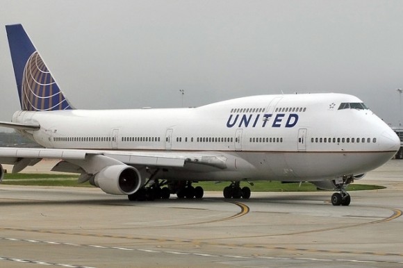 United Maskapai Penerbangan AS Pertama Yang Menawarkan Akses WiFi 