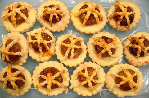 Pineapple tarts