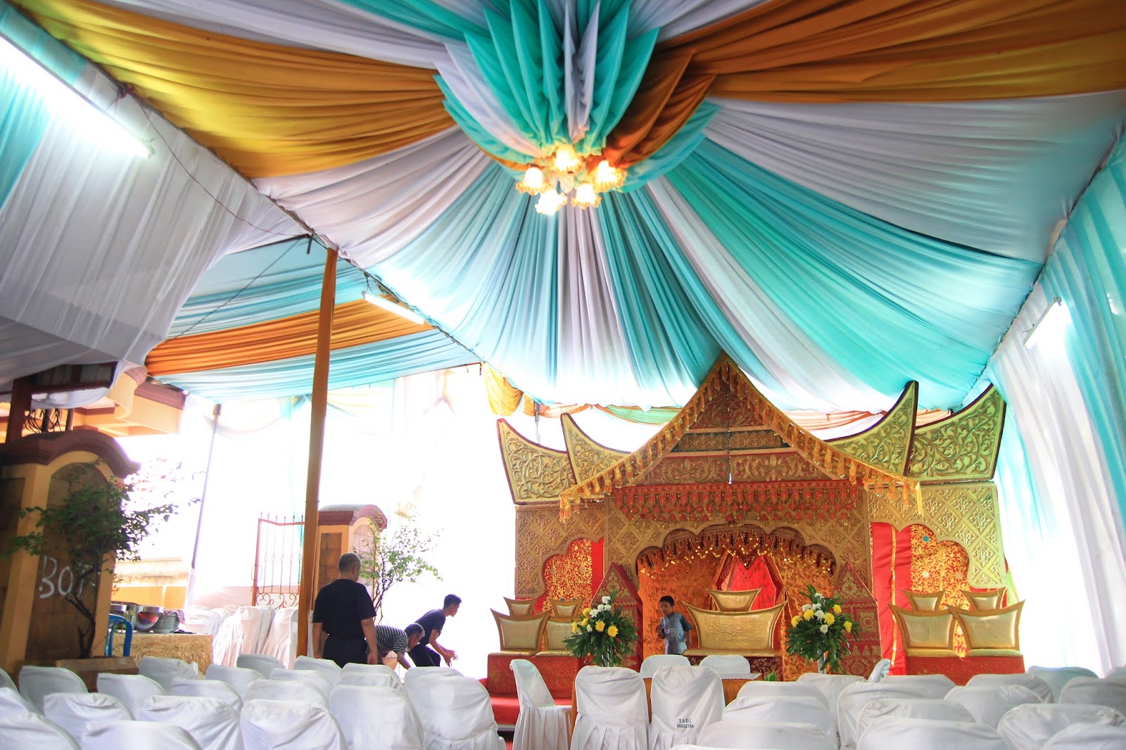 TENDA PERNIKAHAN PRIMERA WEDDING DEKORASI PELAMINAN