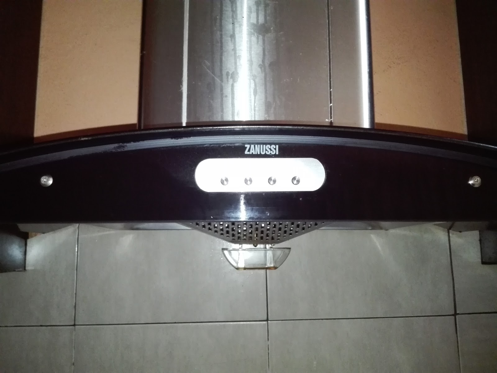Hub Dapur Yang Bagus Desainrumahid Tips Dan Panduan Memilih Cooker Hood Yang Bagus Luar Teko