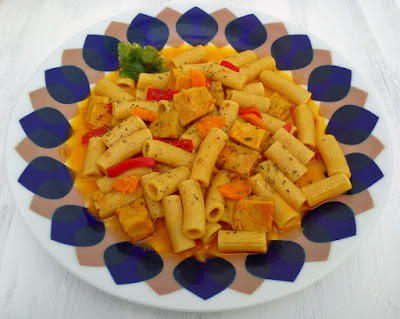 Macarrones Integrales Guisados con Seitan