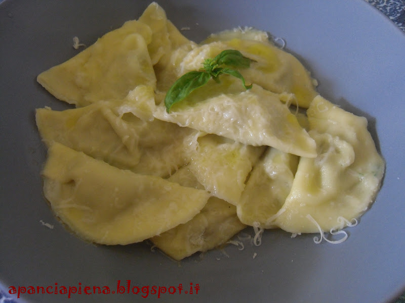 MEZZELUNE AI PORCINI