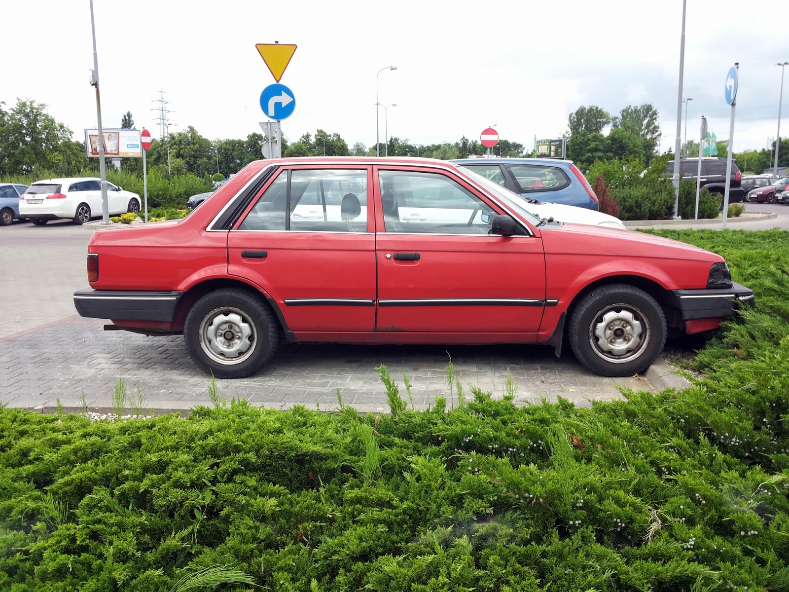 Old Parked Cars Warsaw Przeżyjmy to jeszcze raz 1987