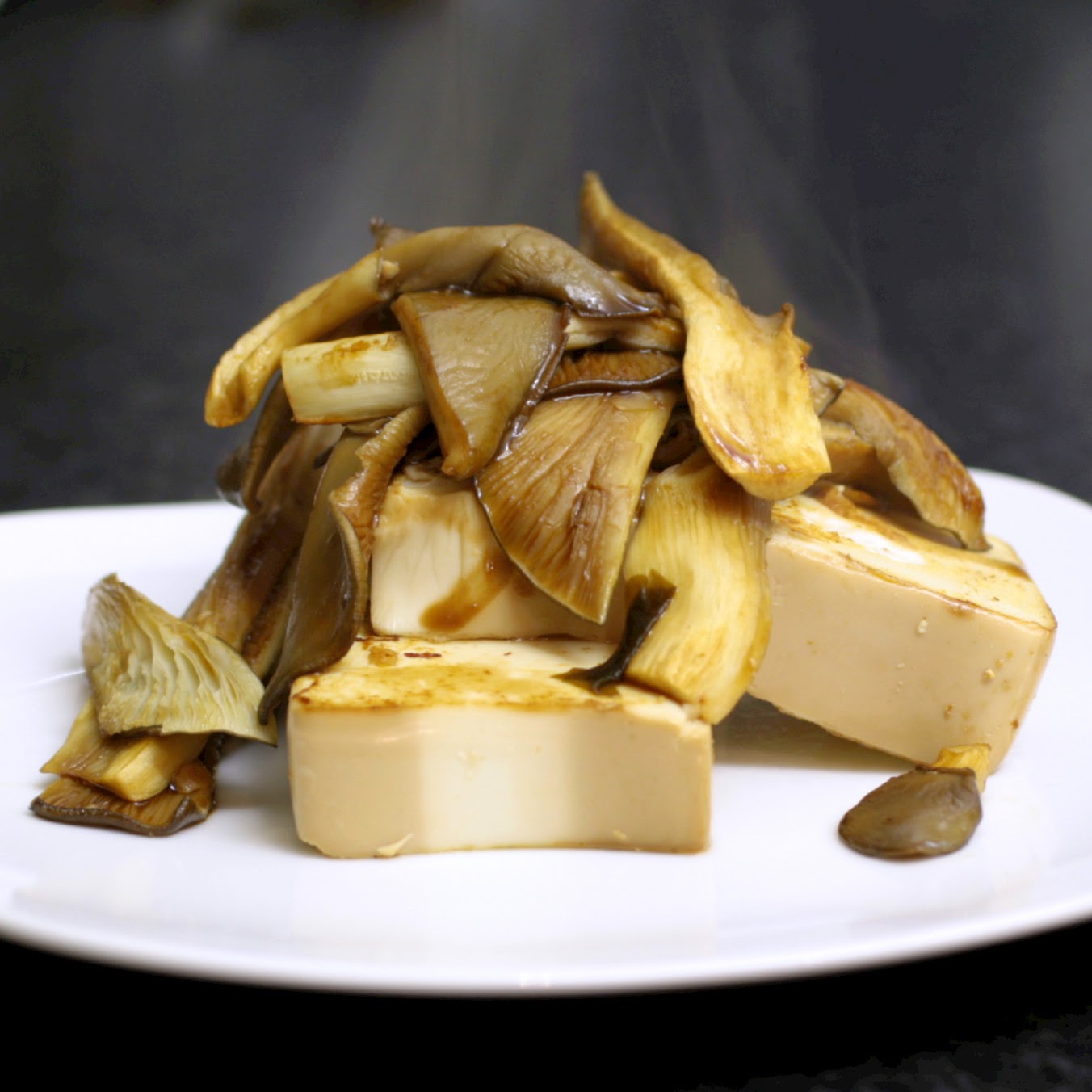 Oyster Mushrooms with Tofu