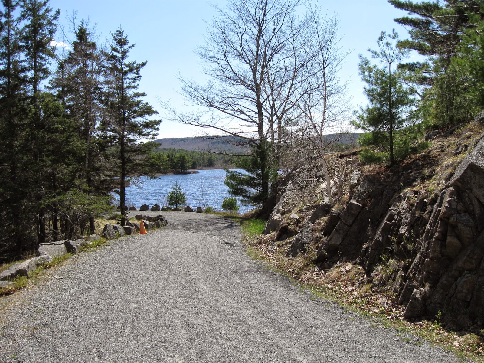 the.arys gary and mary 20140511 Acadia Hull Cove Visitor Center