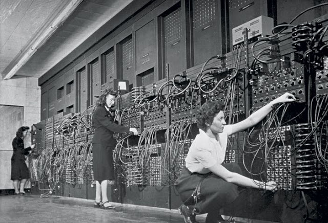 ENIAC Komputer Pertama