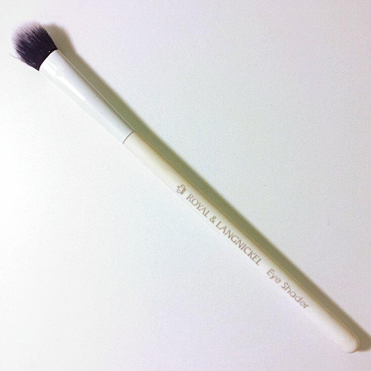 Royal & Langnickel eye shader brush Royal & Langnickel eye shader brush