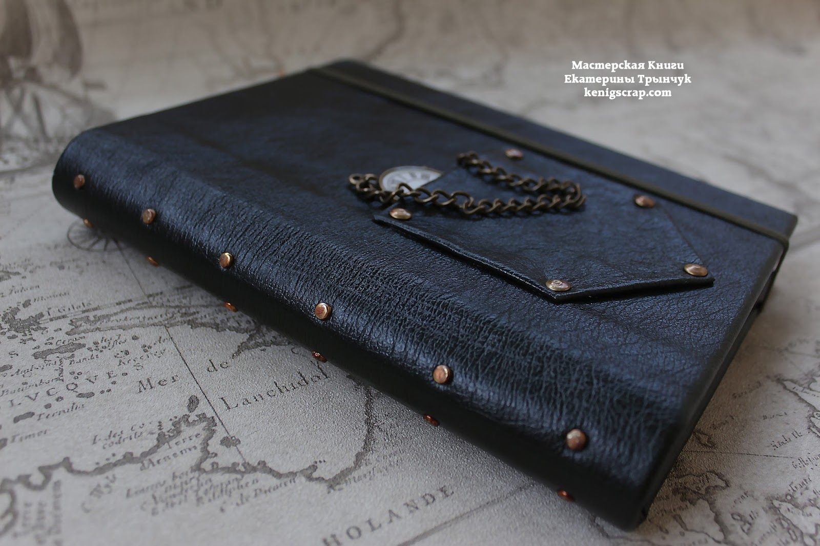 Фотоальбомы блокноты ручной работы: Мужской блокнот с часиками