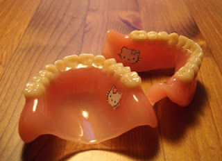 Hello Kitty dentures