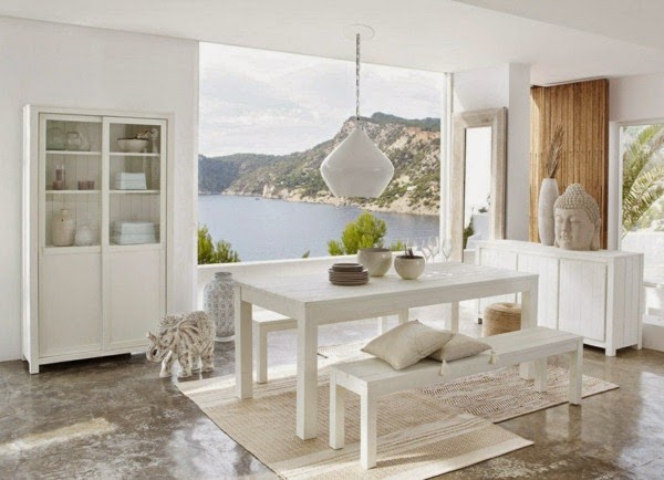 White China Cabinet provides style and beauty in the room