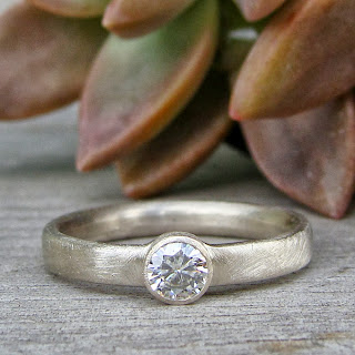 moissanite wedding ring