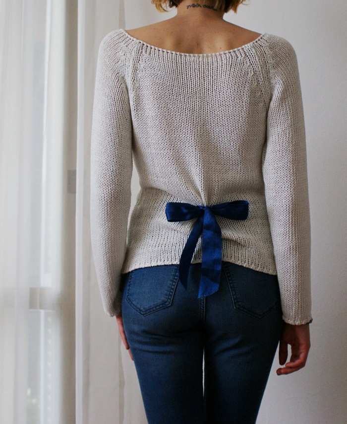 DIY NO SEW BOW BACK SWEATER Francine's Place