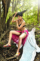 Ice Cream  Actress Naveena Hot Photo HeyAndhra