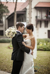 groom bride poses wedding creative romantic pose couple posing camp link