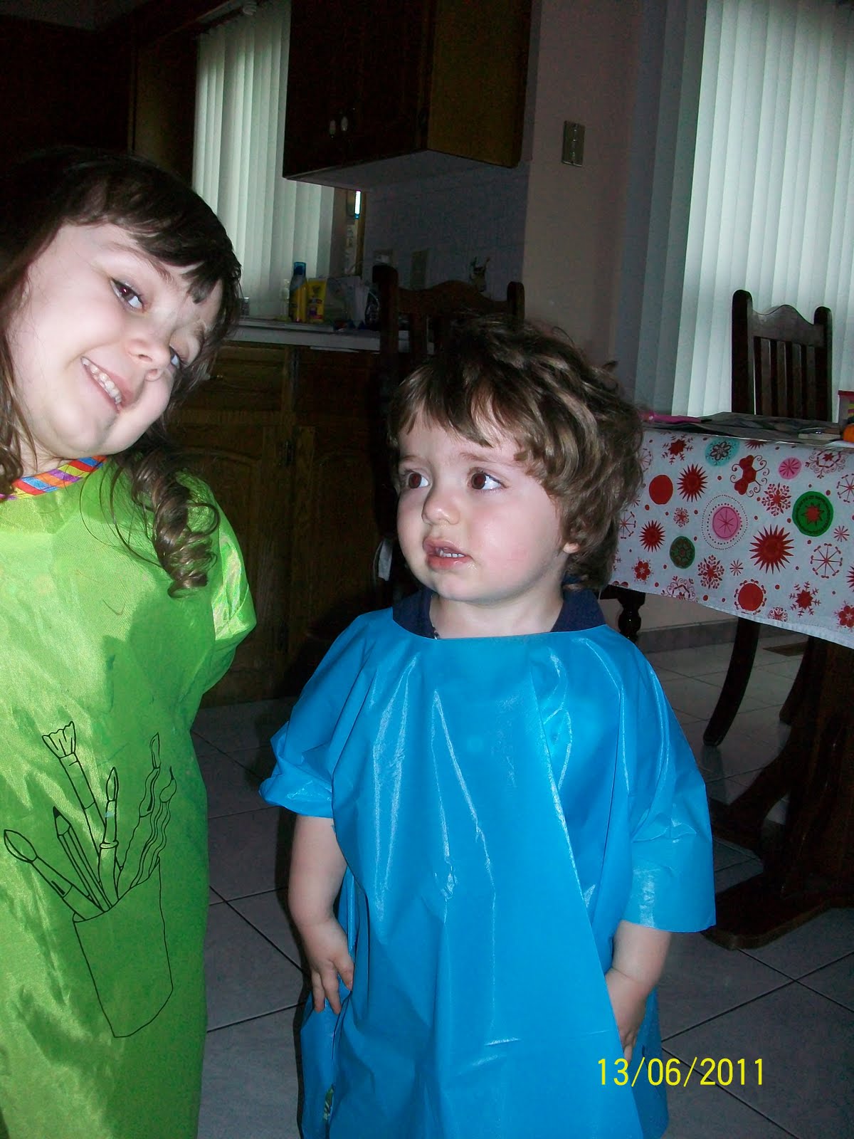 A Mama's Two Cents Worth... While They Are Napping Art Smock in a pinch tutorial