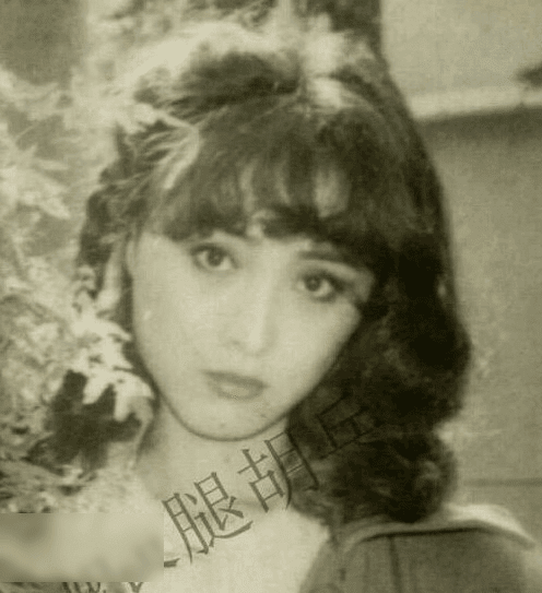 %25EC%259D%25B4%25EB%25AA%25A8%2B%25281%