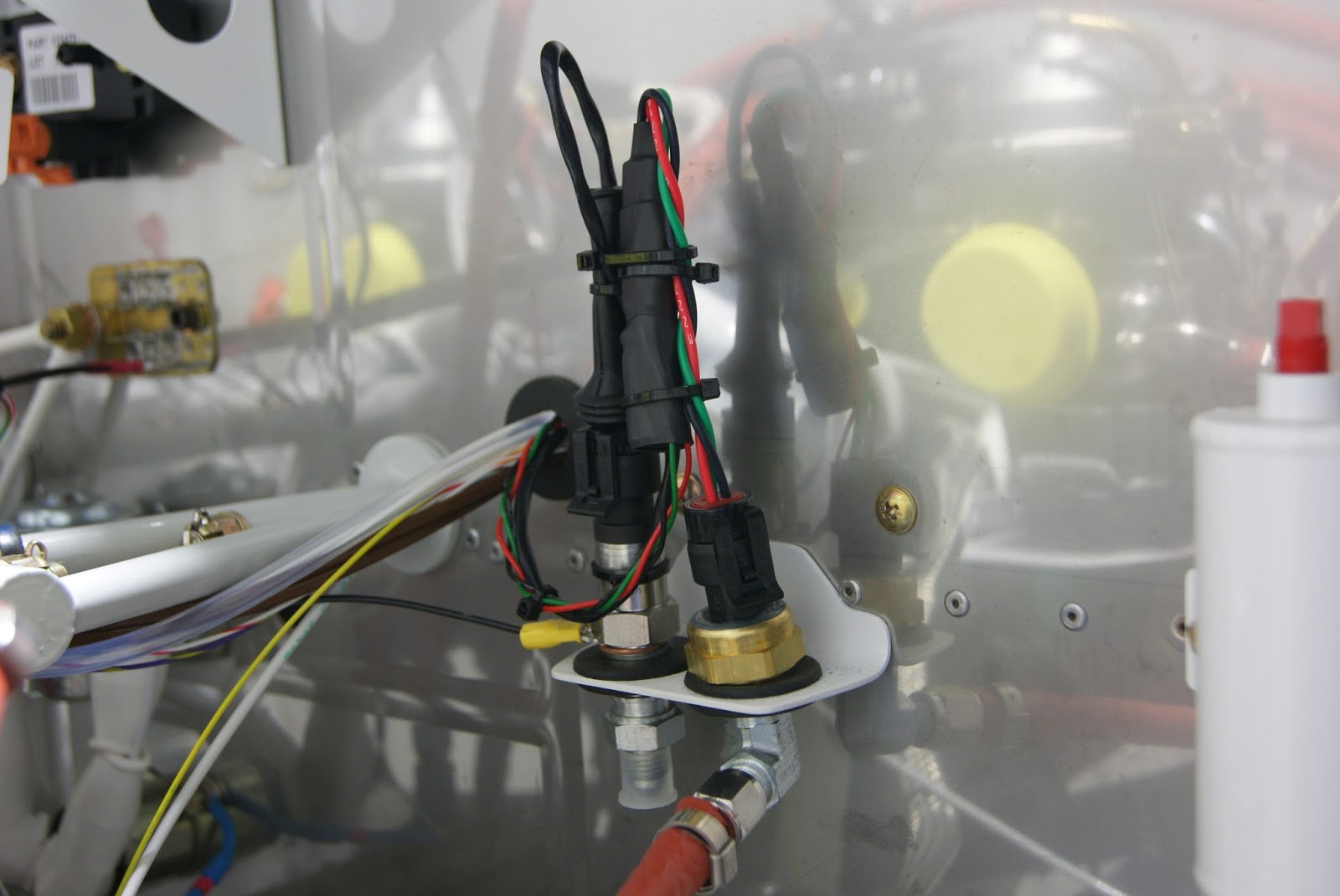 DOG Aviation John's RV12 Blog Wiring Kavlico Fuel Pressure Sensor & Capacitor Modification