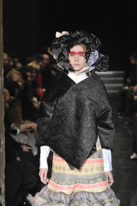 コレクション:2009 A/W tao COMME des GARCONS|コムデギャルソン店舗 ...