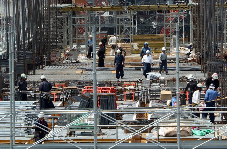 Japan needs 345,000 foreign workers, families allowed to go