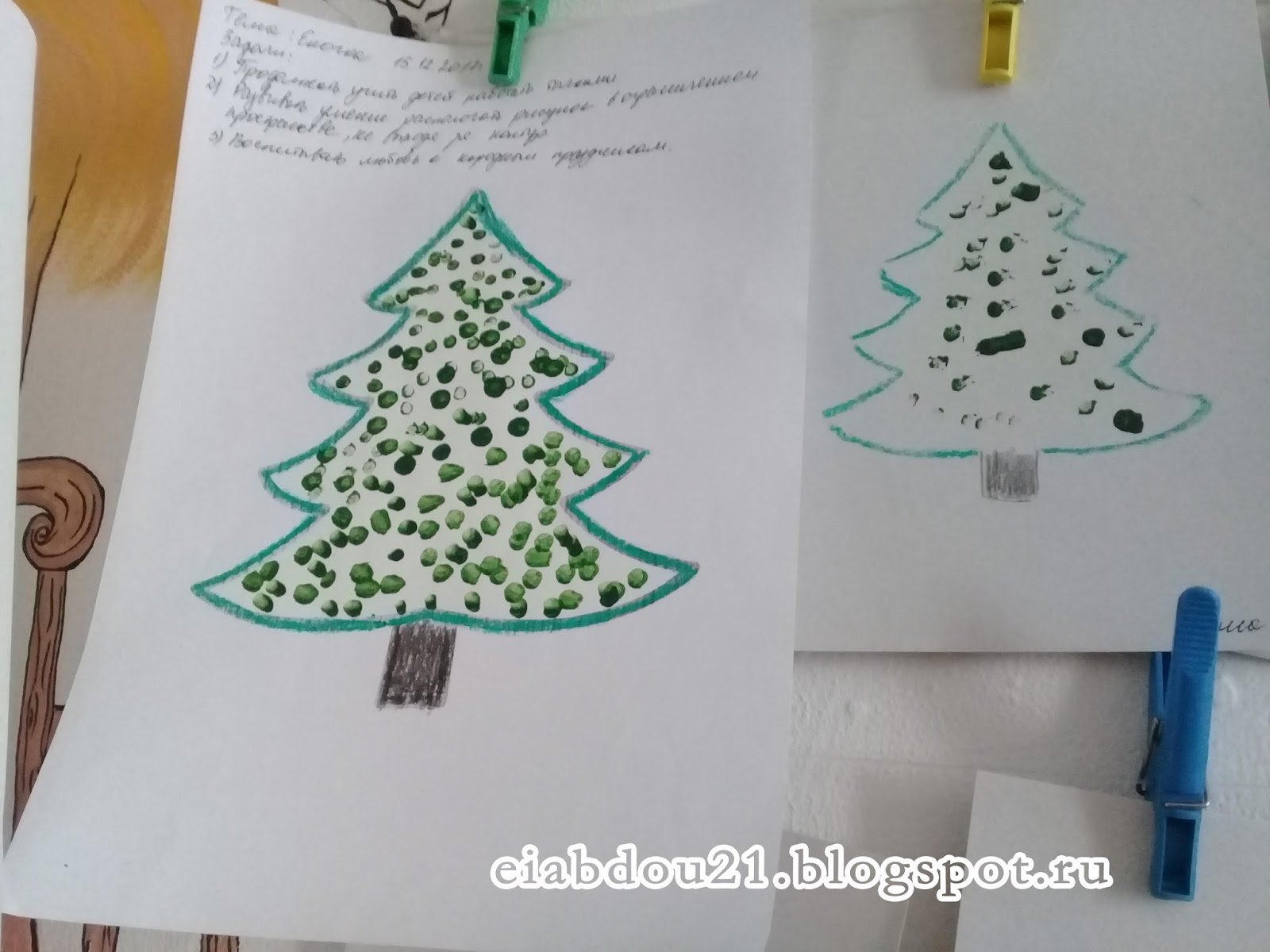 рисование новый год старшая группа. рисуем елочку ватными палочками. новогодний рисунок ватными палочками. елка ватными палочками. рисование елки ватными палочками.
