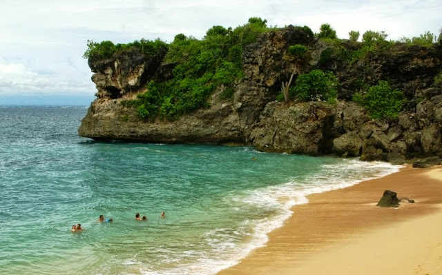 Pantai Perasi yaitu Pantai Hits di Bali