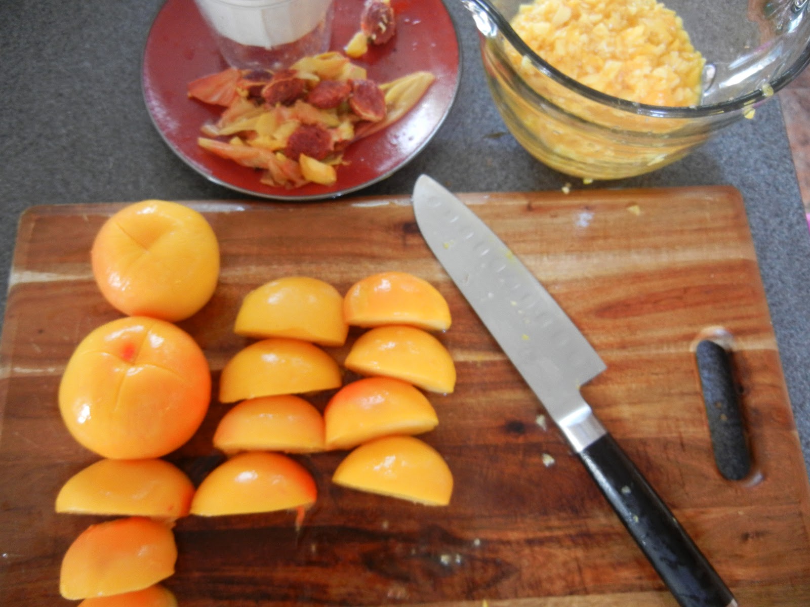 The Blueberry Files: Putting Up Peaches