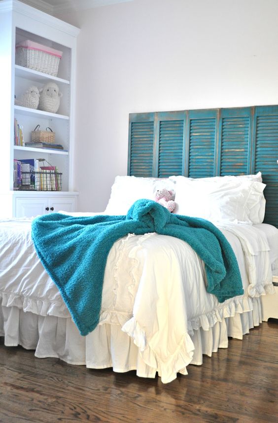 dormitorio-verano-cabecero-puerta