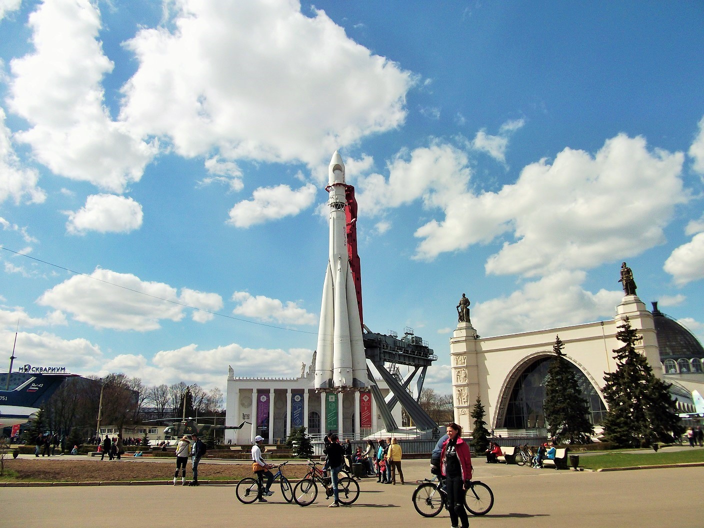 Spotted...cars in Moscow Vostok 8K72K Rocket