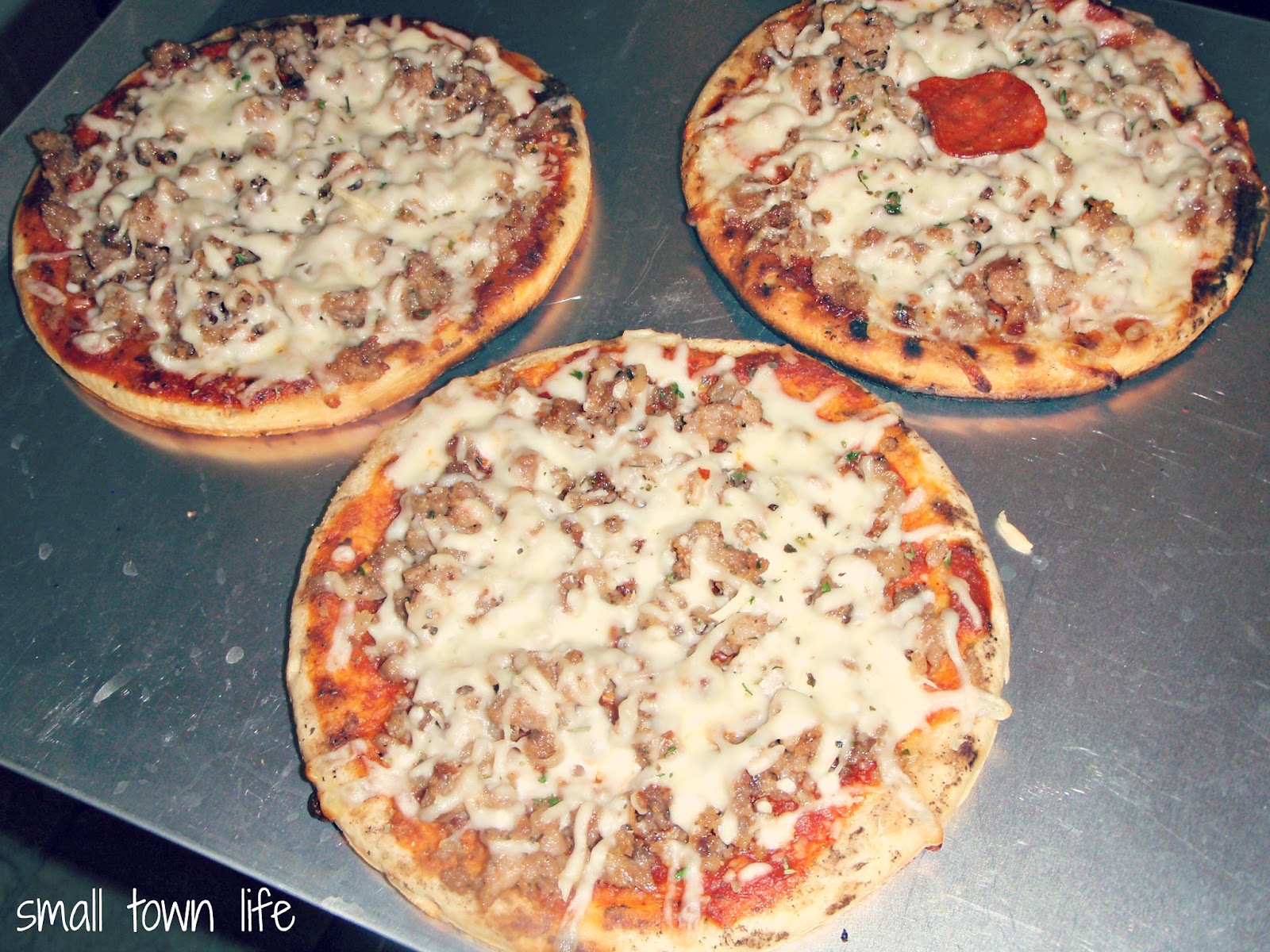 Small Town Life {Grilled} Personal Pan Pizza