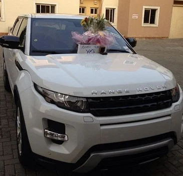 Peter Okoye Finally Propose To His Baby Mama Lola Omotayo With A range Rover Sport Ediapark