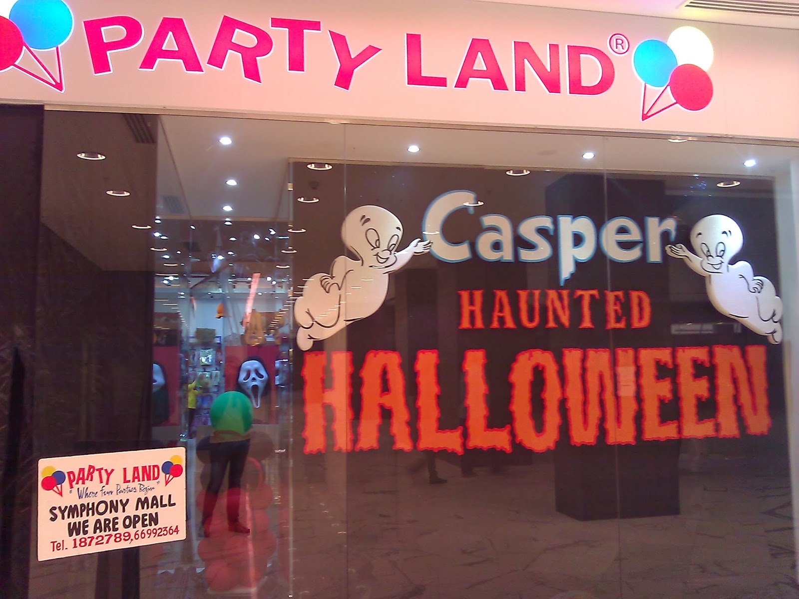 Halloween costumes Kuwait