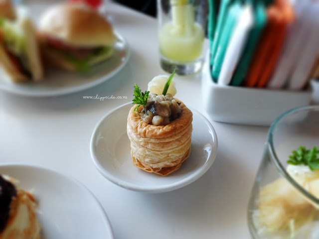 SEVENTEEN SKYVIEW RESTO & LOUNGE SURABAYA @ HARRISGUBENG : 9 + 1 NEW Menu Launching #tastemadeofseventeenlounge_SEVENTEENLOUNGE_SEVENTEEN_SEVENTEEN LOUNGE_HARRIS_HARRIS GUBENG_POP HOTEL_SURABAYA_KULINER_INDONESIA_KULINER SURABAYA_CONVENTIONS_FOOD GATHERING_FOODIE GATHERING_FOOD_FOOD BLOGGER_BLOGGER_BLOGGER SURABAYA_FOOD BLOGGER SURABAYA_DESSERT_SIRLOIN_TENDER_MEAT_KUMPUL FOODIES_TEMAN_FRIENDSHIP_GATHERING_TASTEMADEOFSEVENTEENLOUNGE_#TASTEMADEOFSEVENTEENLOUNGE_TASTEMADE_TASTE_MADE_TASTE MADE_FOOD TASTING_COBAIN MENU BARU_NEW_MENU BARU_NEW MENU_RAVIOLI_BRAISED OX-TOUNGE_BURGER_TRUFFLE BURGER_SIRLOIN_KANI_TEMPURA_JAPANESE_KOREAN_KANI TEMPURA_AFTERNOON TEA_HIGH TEA SEVENTEEN SKYVIEW RESTO & LOUNGE SURABAYA @ HARRISGUBENG : 9 + 1 NEW Menu Launching #tastemadeofseventeenlounge_SEVENTEENLOUNGE_SEVENTEEN_SEVENTEEN LOUNGE_HARRIS_HARRIS GUBENG_POP HOTEL_SURABAYA_KULINER_INDONESIA_KULINER SURABAYA_CONVENTIONS_FOOD GATHERING_FOODIE GATHERING_FOOD_FOOD BLOGGER_BLOGGER_BLOGGER SURABAYA_FOOD BLOGGER SURABAYA_DESSERT_SIRLOIN_TENDER_MEAT_KUMPUL FOODIES_TEMAN_FRIENDSHIP_GATHERING_TASTEMADEOFSEVENTEENLOUNGE_#TASTEMADEOFSEVENTEENLOUNGE_TASTEMADE_TASTE_MADE_TASTE MADE_FOOD TASTING_COBAIN MENU BARU_NEW_MENU BARU_NEW MENU_RAVIOLI_BRAISED OX-TOUNGE_BURGER_TRUFFLE BURGER_SIRLOIN_KANI_TEMPURA_JAPANESE_KOREAN_KANI TEMPURA_AFTERNOON TEA_HIGH TEA