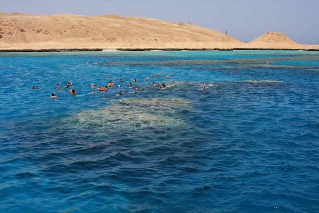 VISITAR HURGADHA  e explorar o incrível o Mar Vermelho | Egipto
