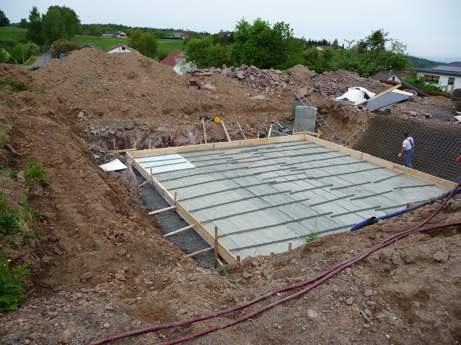 Bautagebuch Hassenroth: Keller Teil 1, Vorbereitungen für das